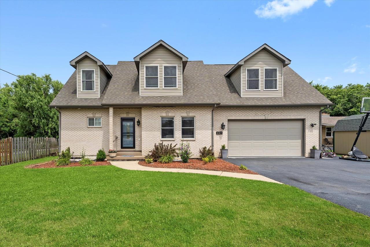 117 E Francis Rd., New Lenox, IL 60451