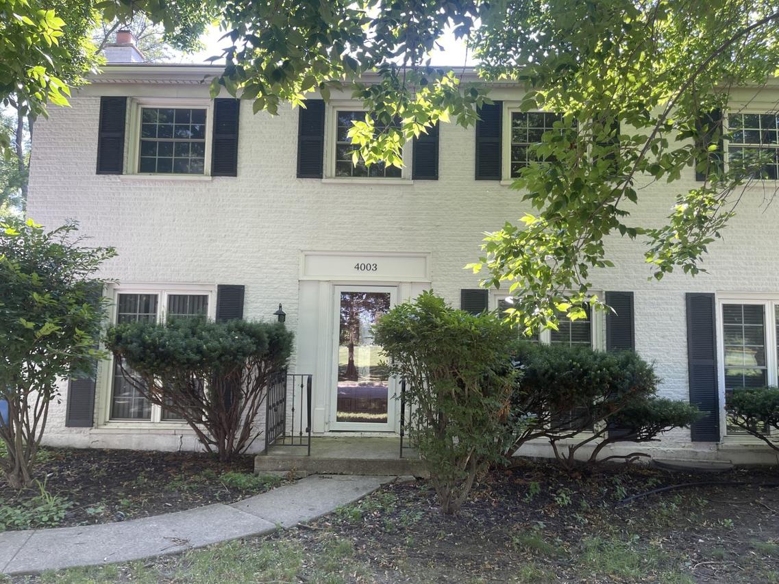4003 Cumnor Rd., Downers Grove, IL 60515