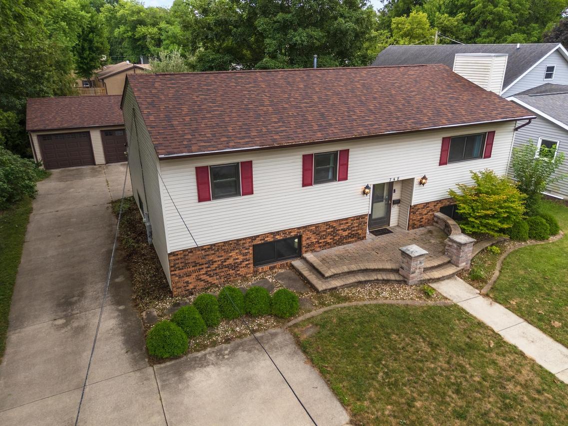 748 S Locust St., Pontiac, IL 61764