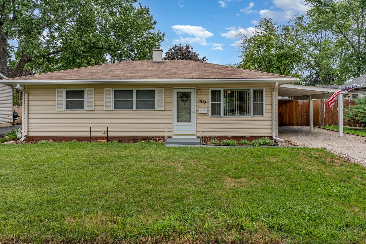 802 Pearson Dr., Joliet, IL 60435
