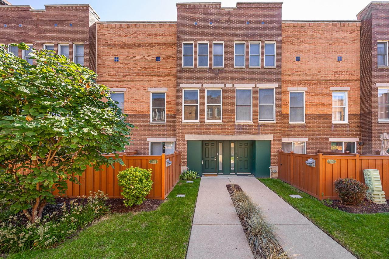 7237 Franklin St. #B, Forest Park, IL 60130