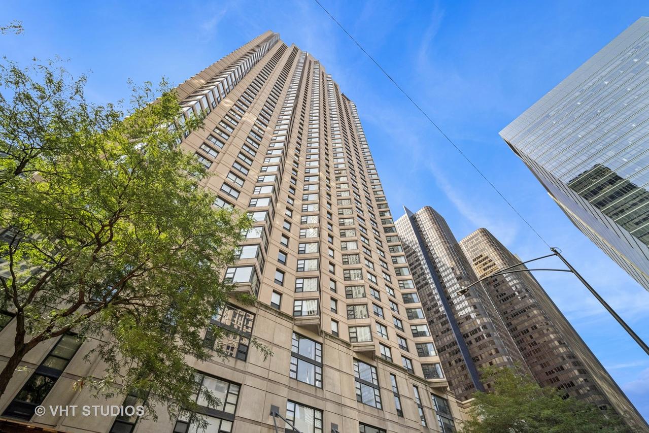 401 E Ontario St. #2110, Chicago, IL 60611