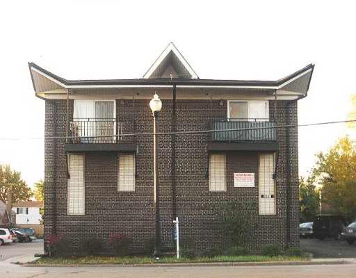 9307 W Irving Park Rd. #10, Schiller Park, IL 60176