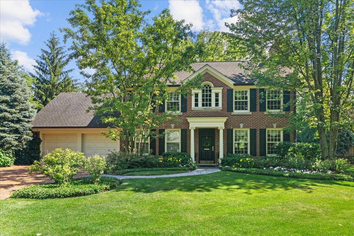 1300 Hackberry Ln., Winnetka, IL 60093