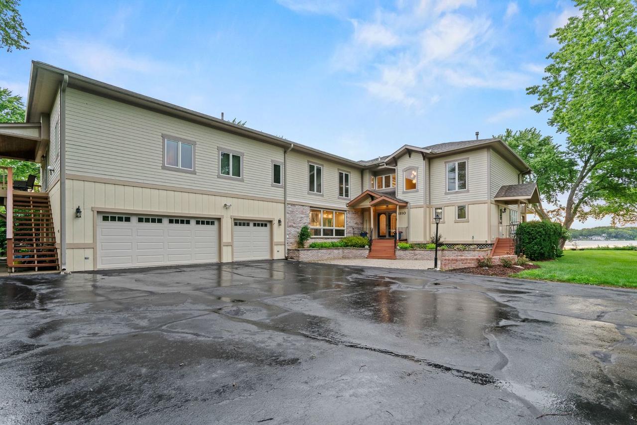 1110 Bay Rd., Johnsburg, IL 60051