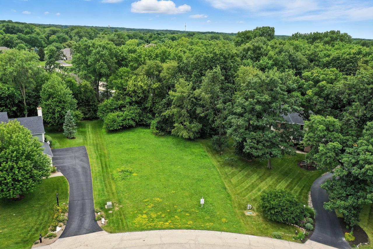 7225 Bannockburn Cir., Lakewood, IL 60014