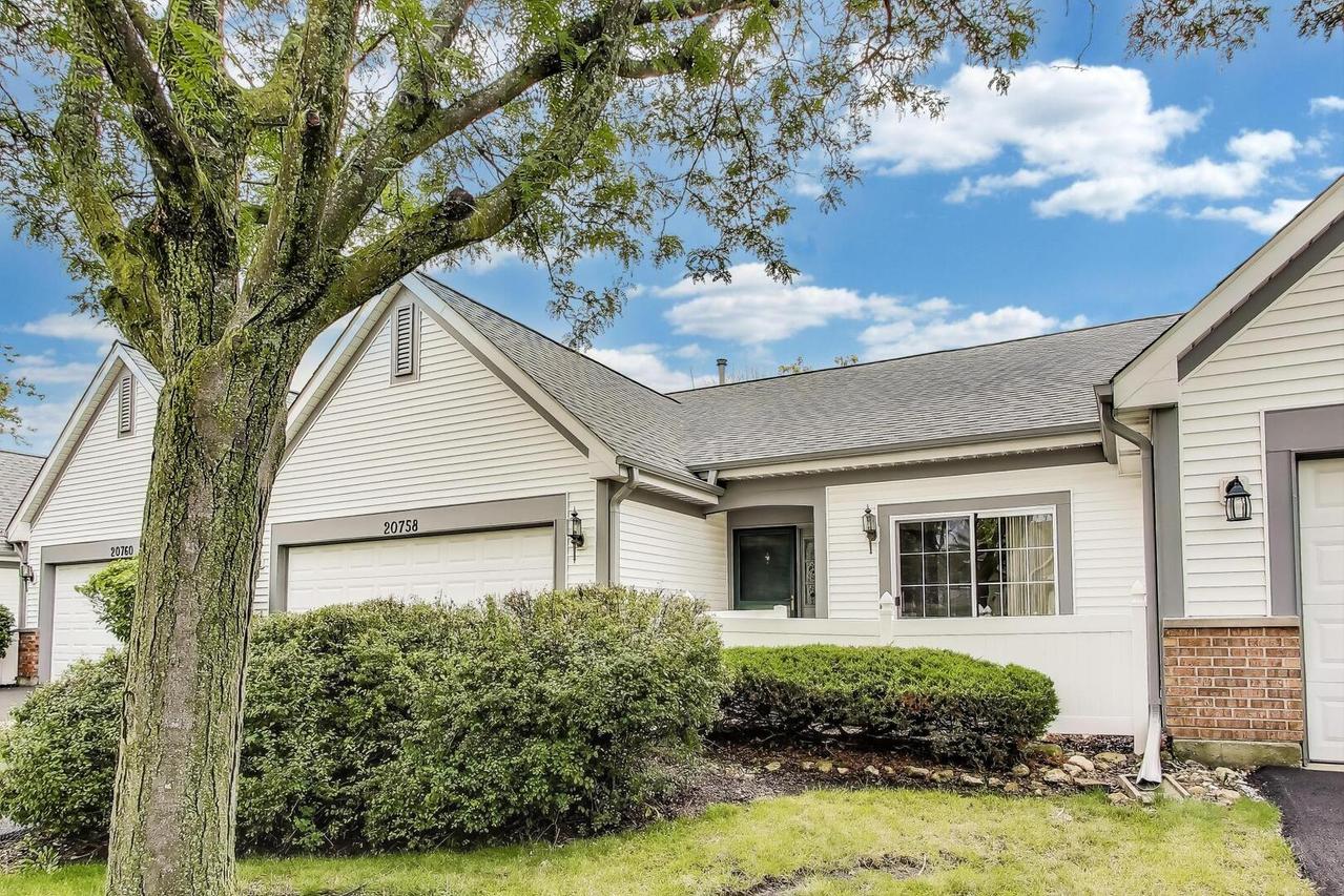 20758 W Torrey Pines Ln., Plainfield, IL 60544
