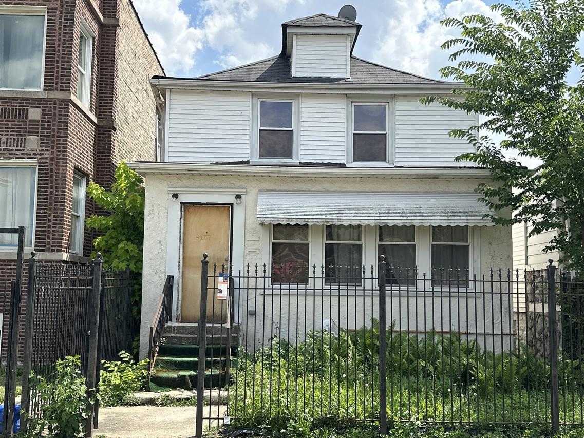 5257 W Gladys Ave., Chicago, IL 60644