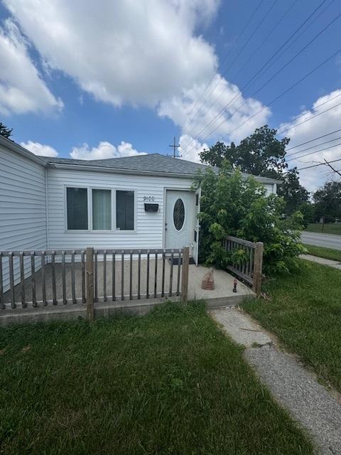 9100 S Sawyer Ave., Evergreen Park, IL 60805