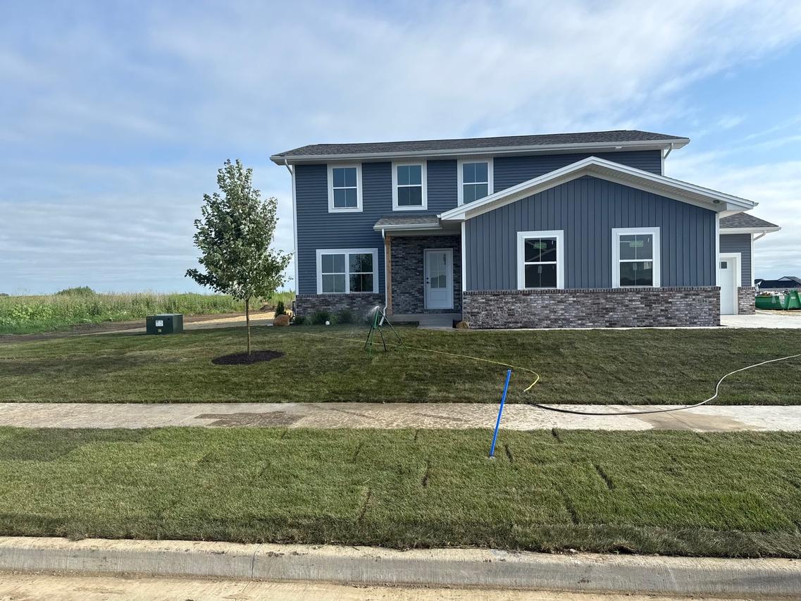 2194 Corrigan Way, Normal, IL 61761