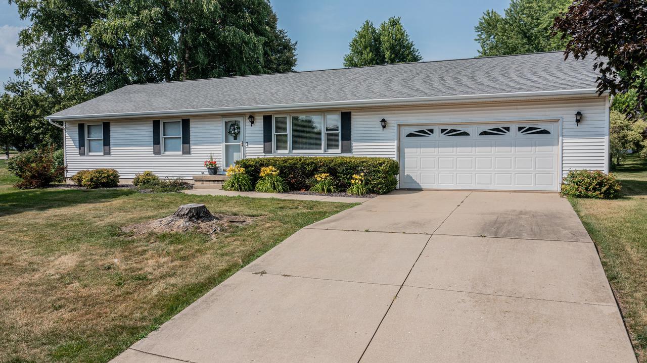 2001 Diana Dr., Mendota, IL 61342