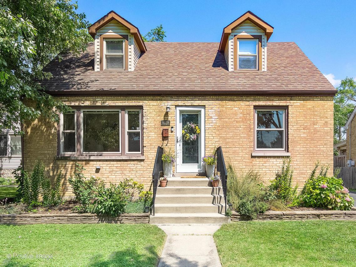 8828 Burlington Ave., Brookfield, IL 60513