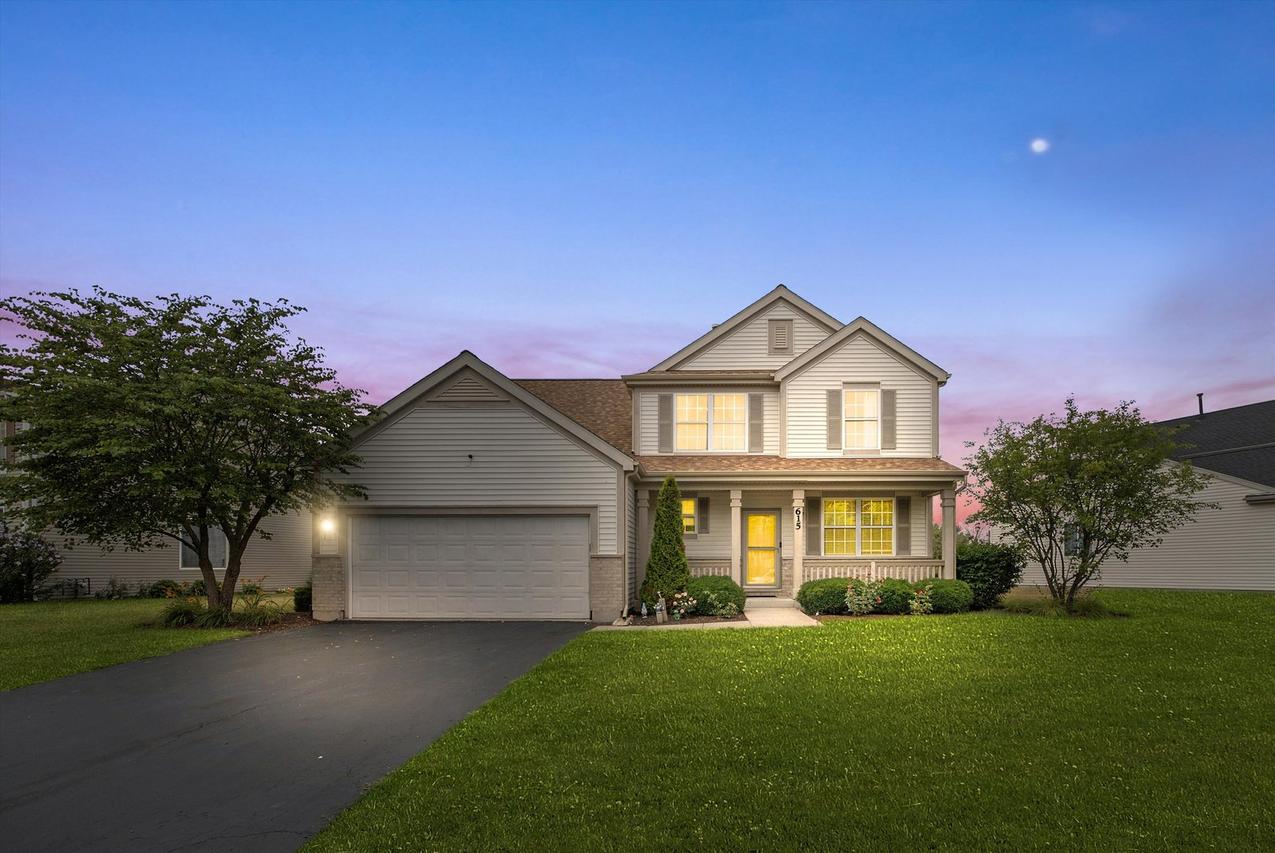 615 Silver Leaf Dr., Joliet, IL 60431