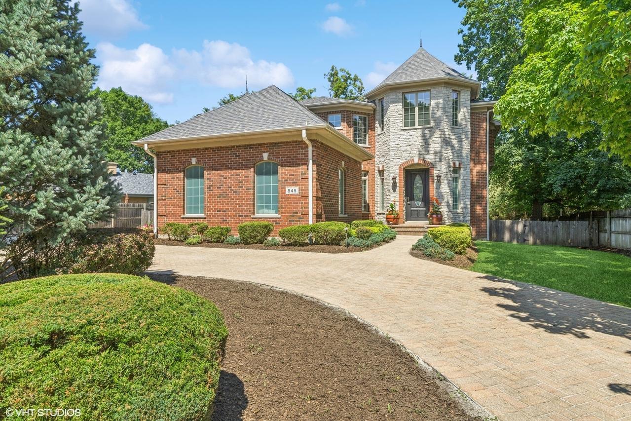 845 Green Bay Rd., Highland Park, IL 60035