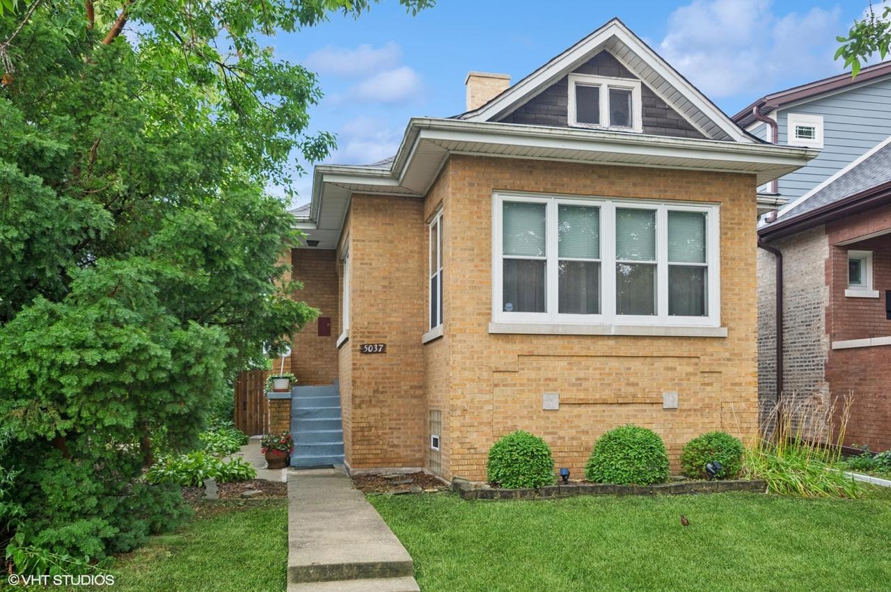 5037 N Bernard St., Chicago, IL 60625