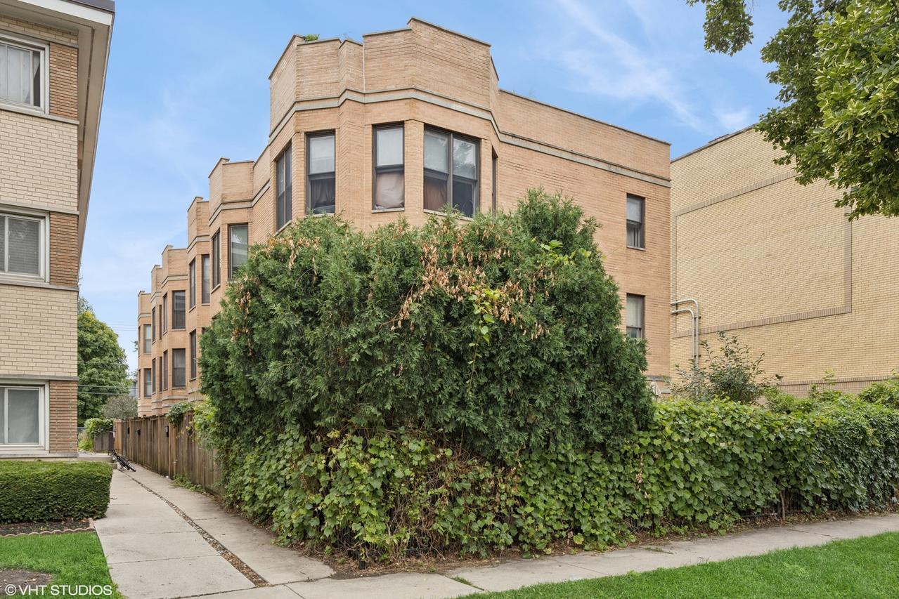 417 S East Ave., Oak Park, IL 60302