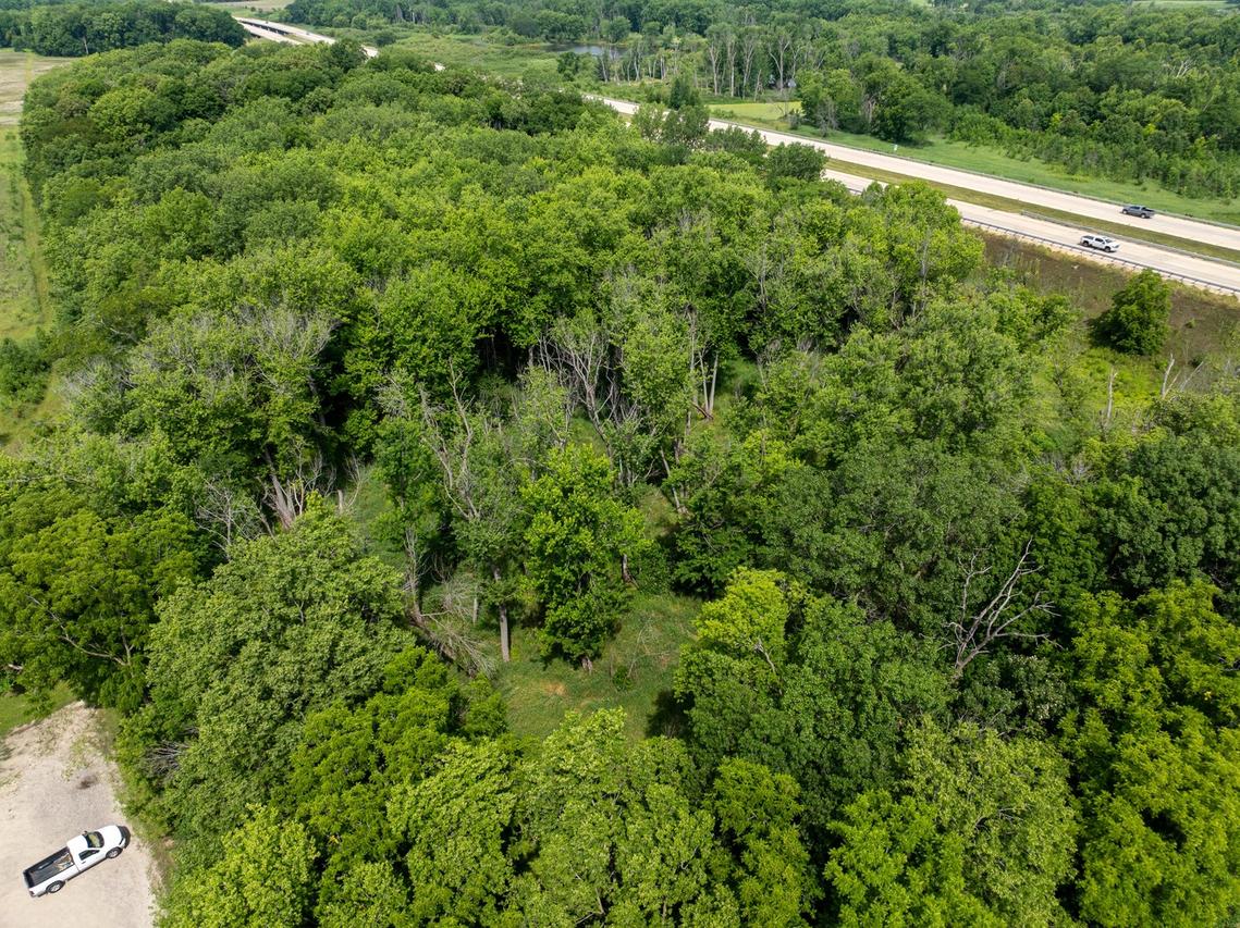 Fairview Rd., Freeport, IL 61032
