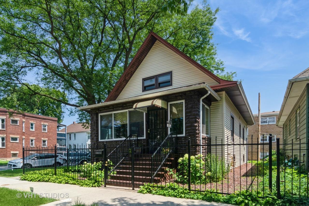 657 N Waller Ave., Chicago, IL 60644