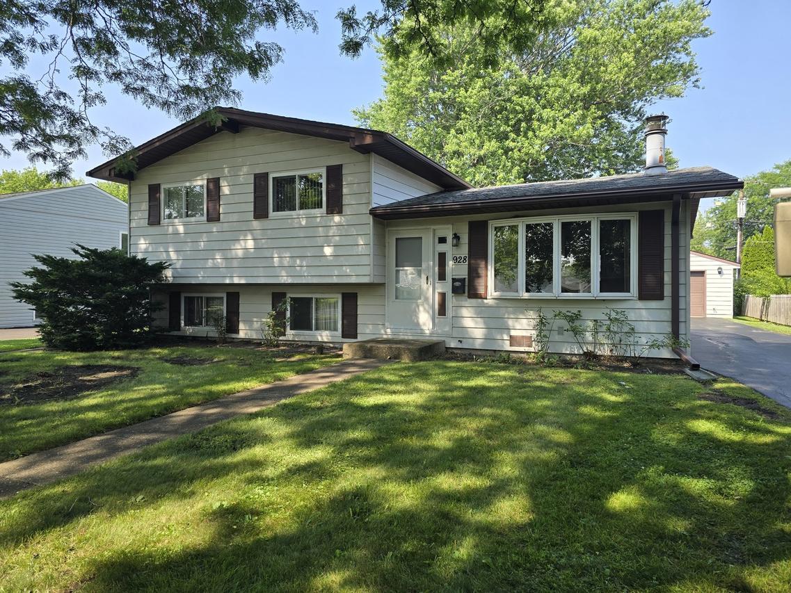928 Shields Ave., Winthrop Harbor, IL 60096