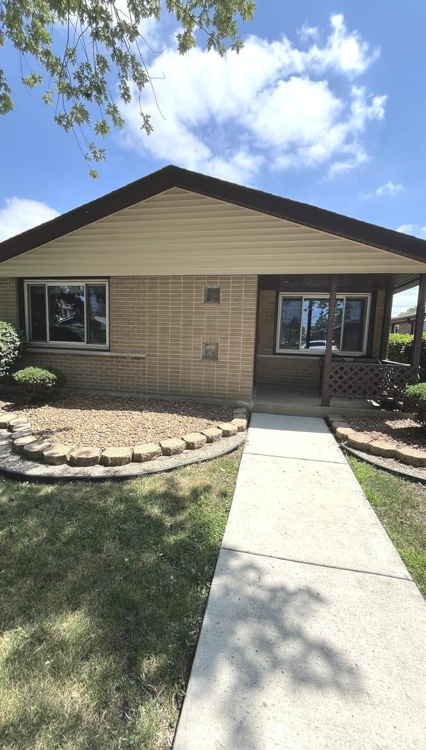 12837 S Exchange Ave., Chicago, IL 60638