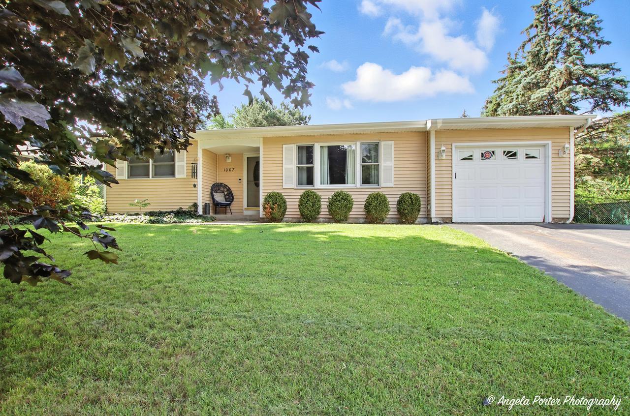 1007 W Florence St., Mchenry, IL 60051
