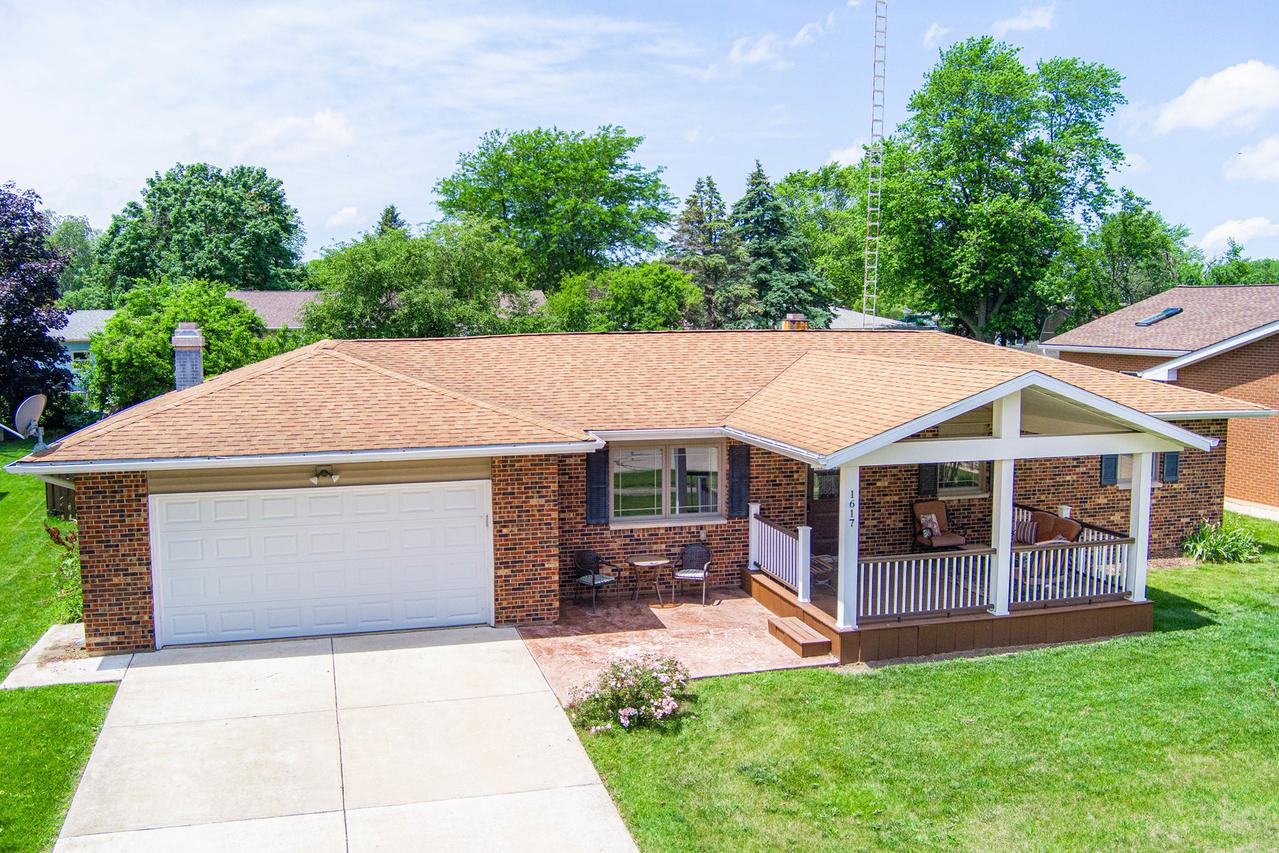 1617 Kaylee Ct., Sycamore, IL 60178