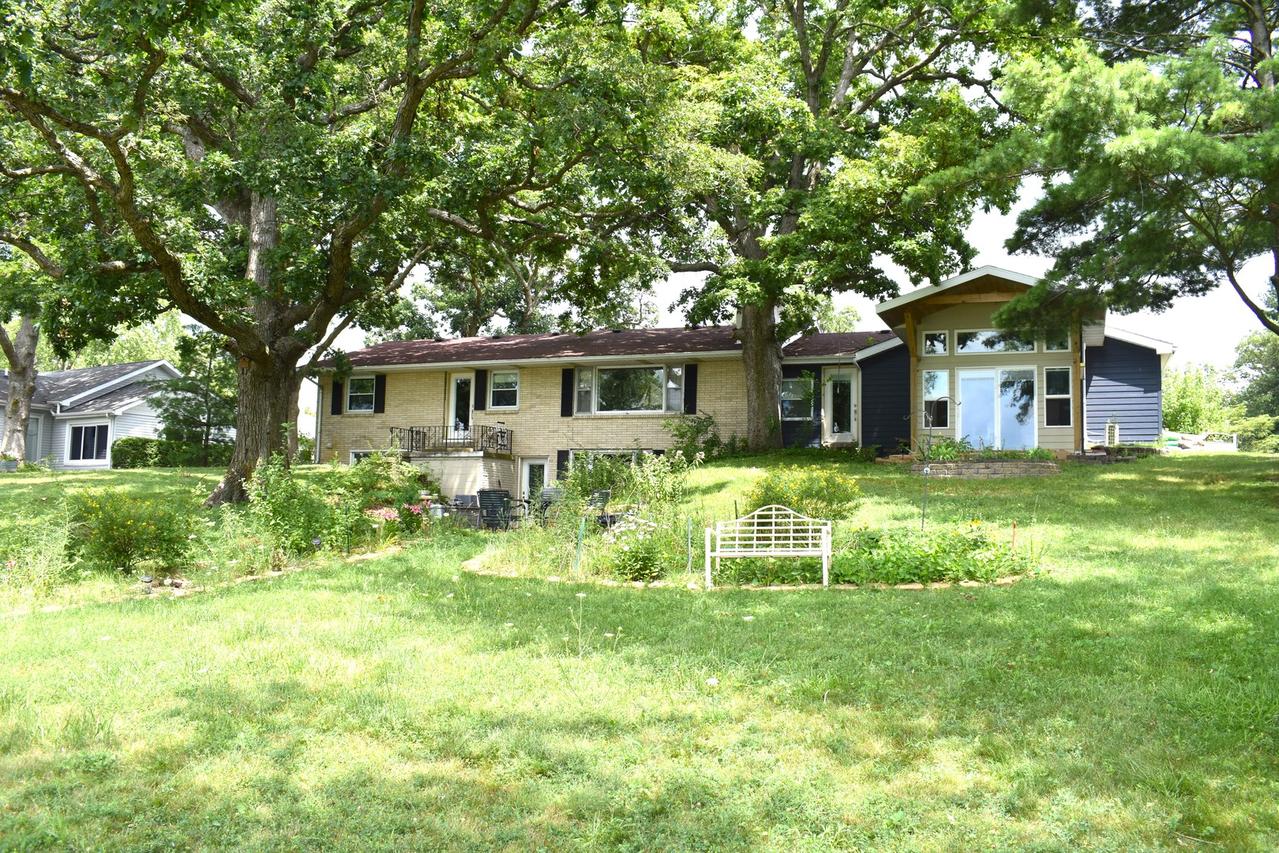 302 Weaver Ct., Loda, IL 60948