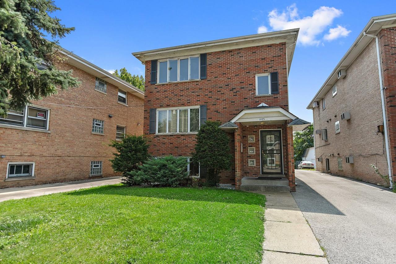1955 Vermont St., Blue Island, IL 60406