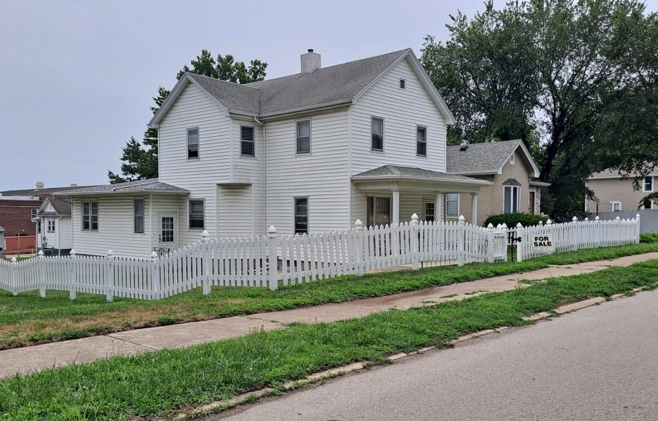 12 7th St., Lasalle, IL 61301