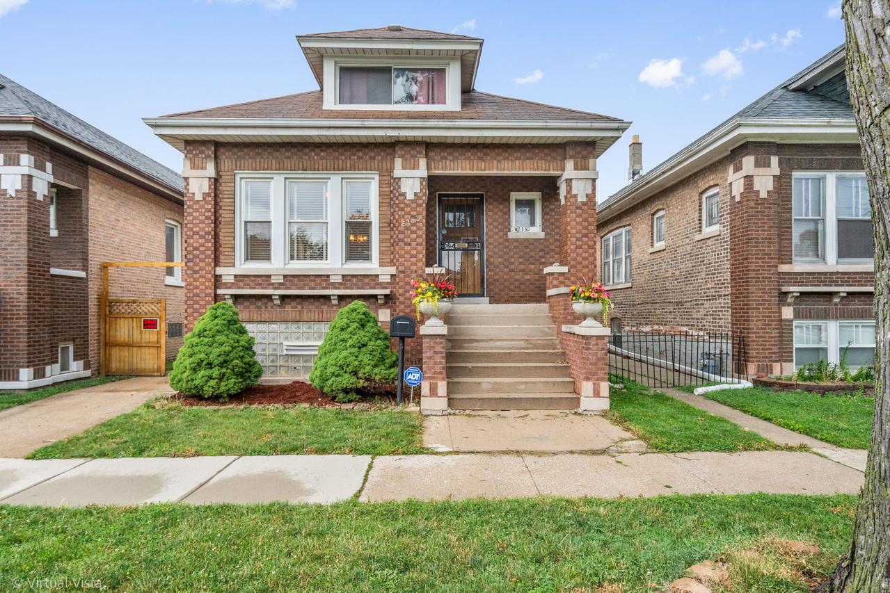 2330 Gunderson Ave., Berwyn, IL 60402