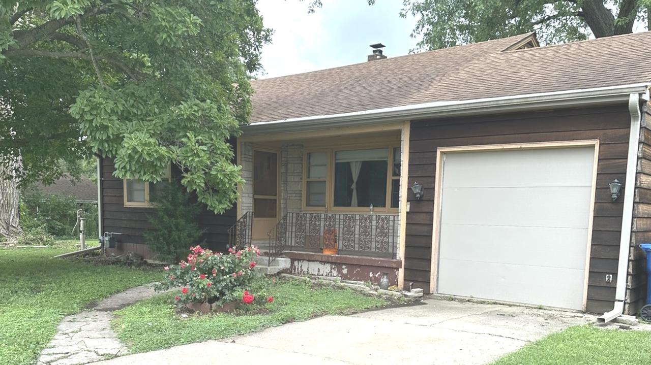932 25th St., Lasalle, IL 61301