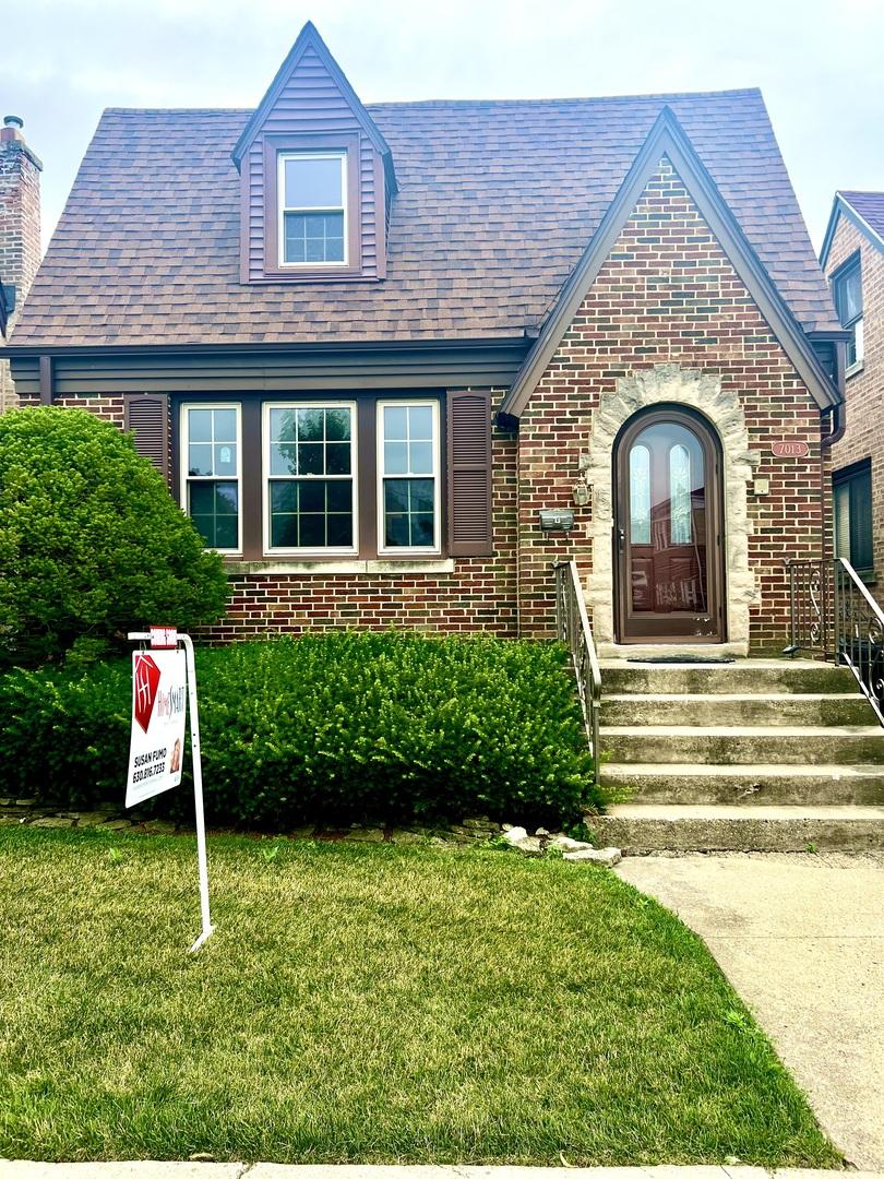 7013 W Cornelia Ave., Chicago, IL 60634