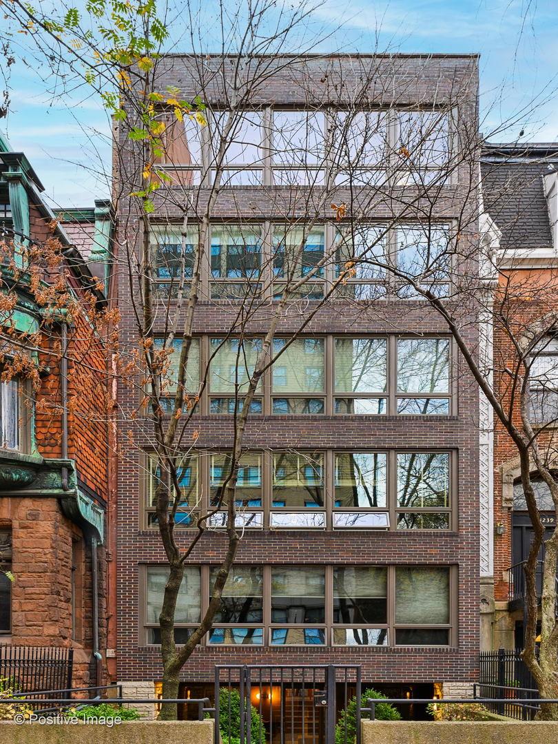 1241 N Dearborn St. #4, Chicago, IL 60610