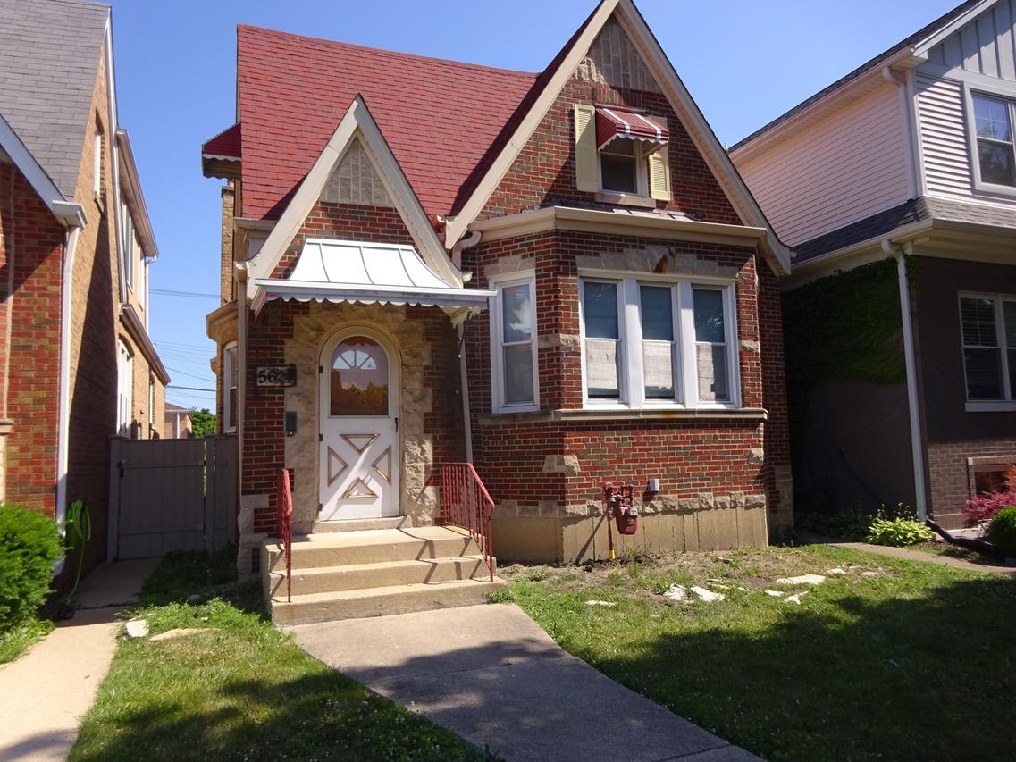 5624 W Pensacola Ave., Chicago, IL 60634