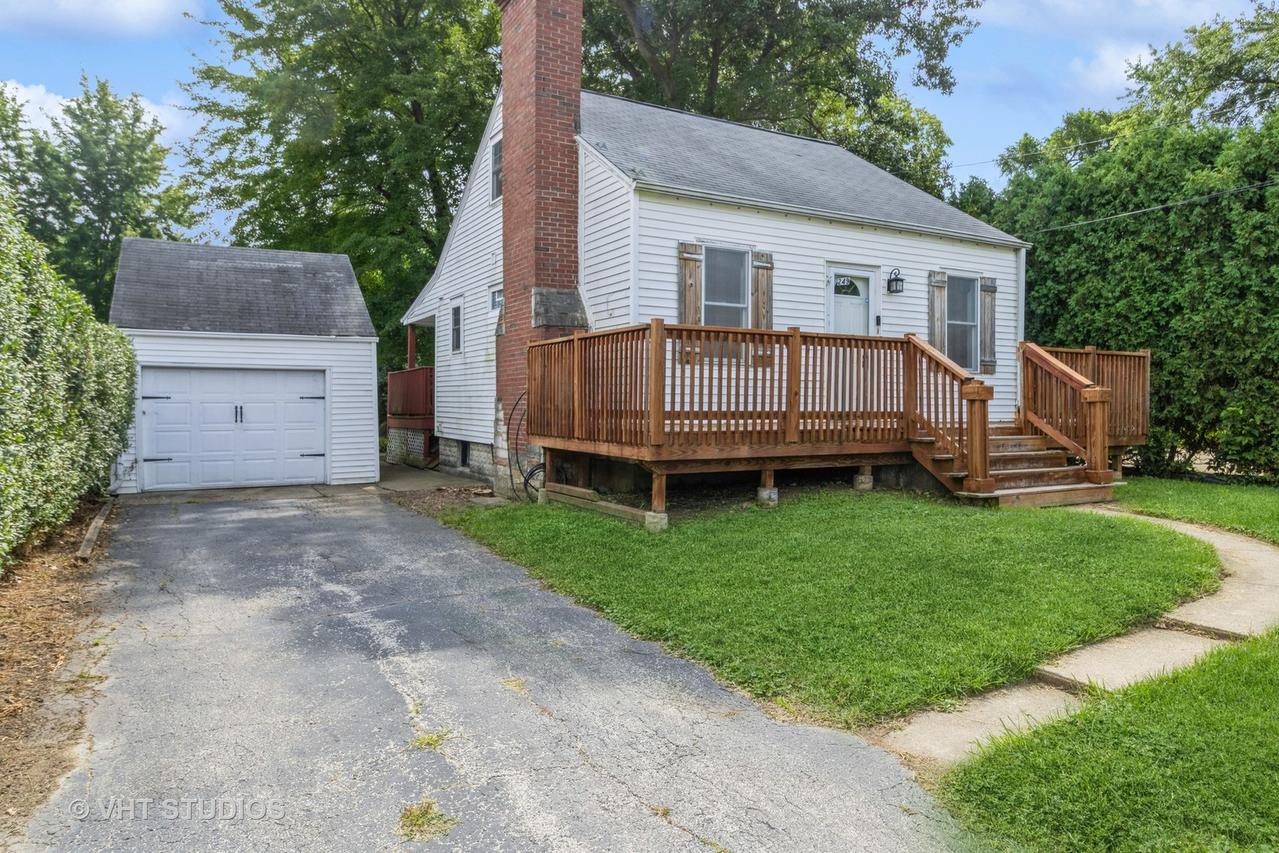249 N Addison Rd., Wood Dale, IL 60191