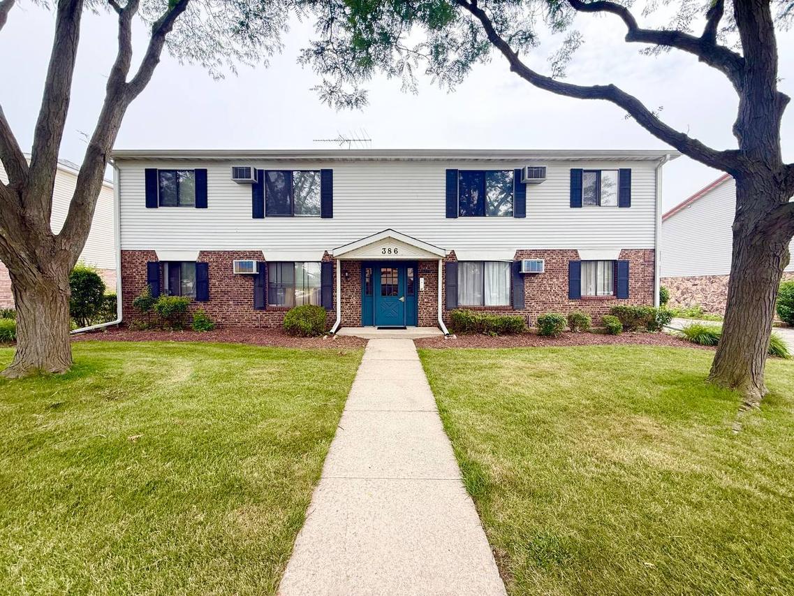 386 Echo Ln. #3, Aurora, IL 60504