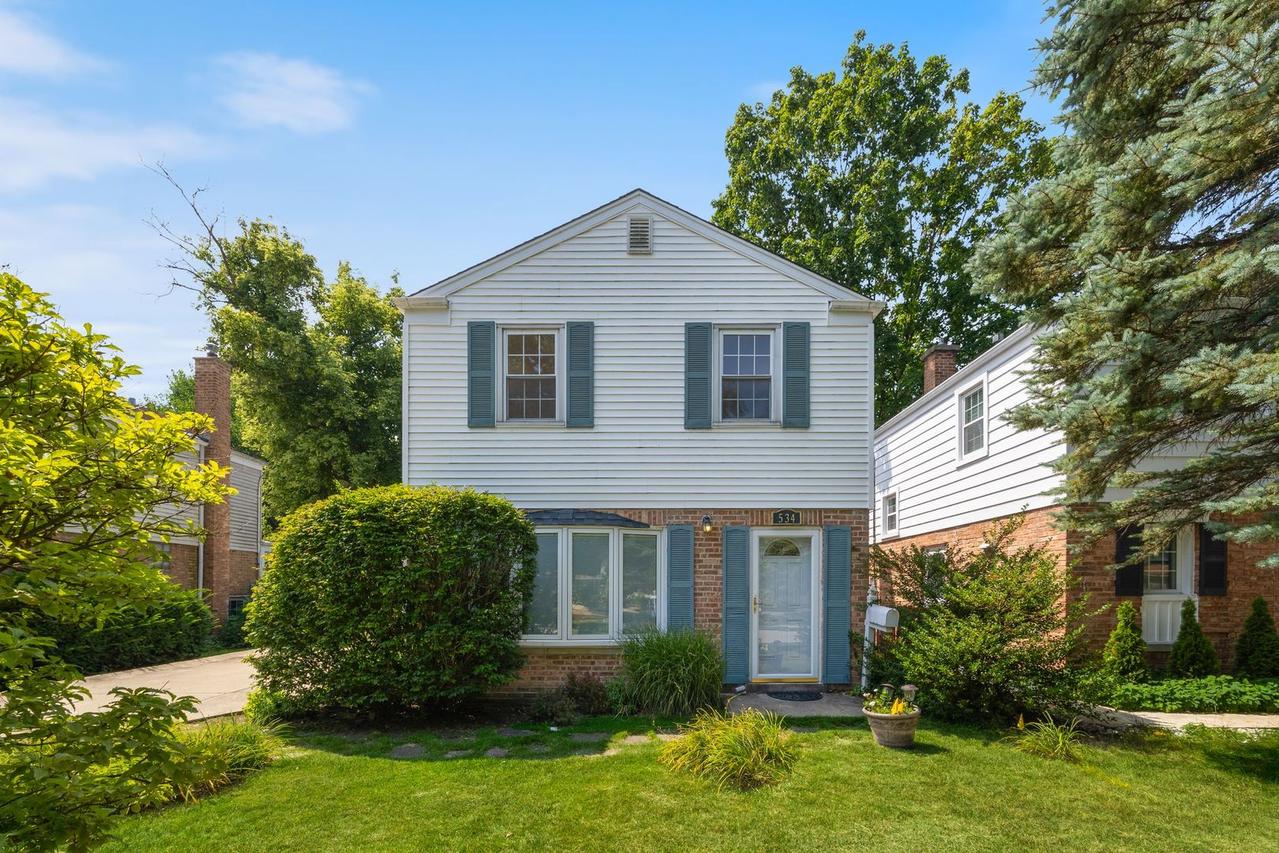 534 S Dryden Pl., Arlington Heights, IL 60005