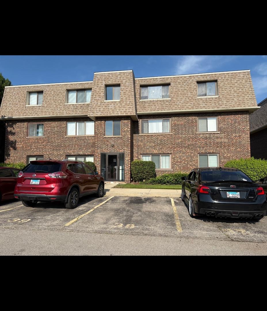 1434 Carol Ct. #3A, Palatine, IL 60074