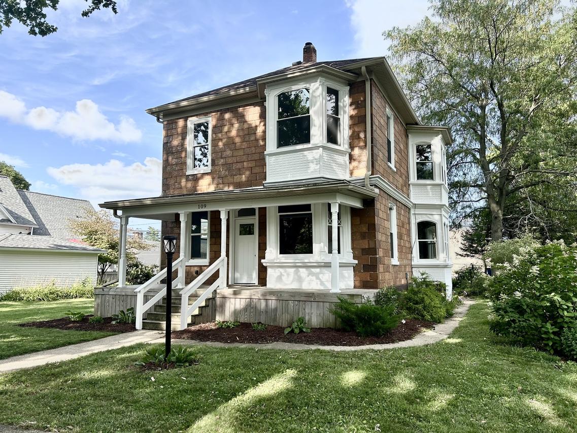 109 S Bureau Ave., Ladd, IL 61329
