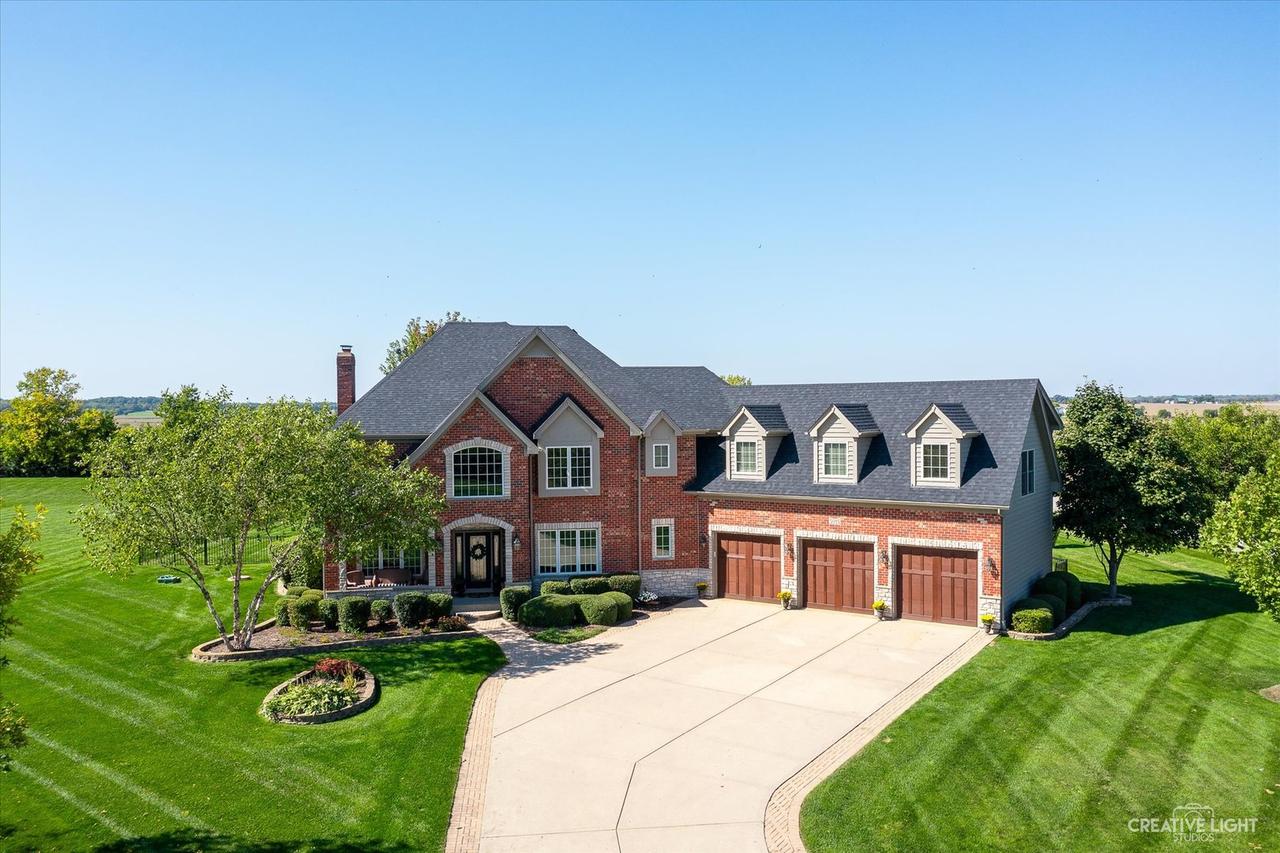 5085 Half Round Rd., Oswego, IL 60543
