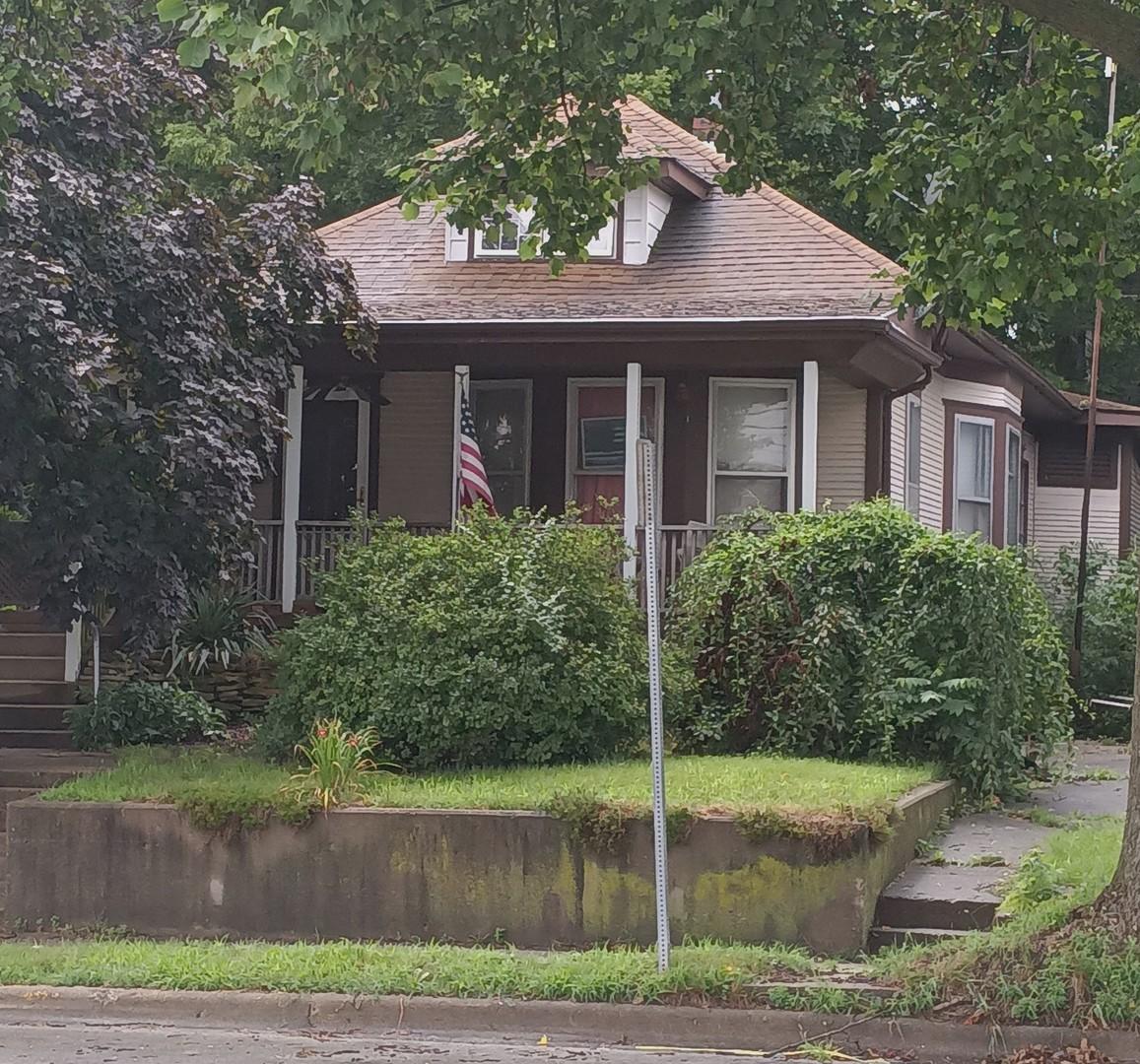 703 S Randolph St., Champaign, IL 61820