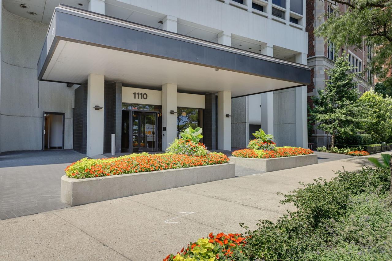 1110 N Lake Shore Dr. #27S, Chicago, IL 60611