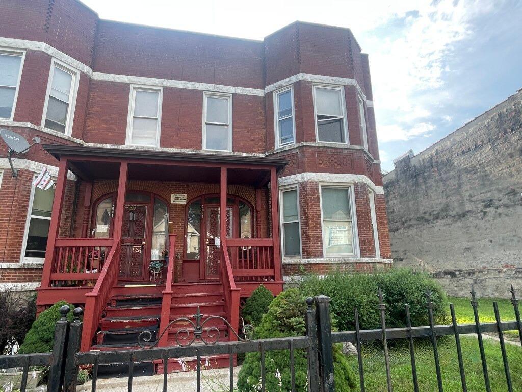7043 S Yale Ave., Chicago, IL 60621