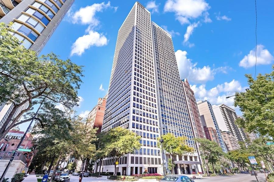 1100 N Lake Shore Dr. #11B, Chicago, IL 60611