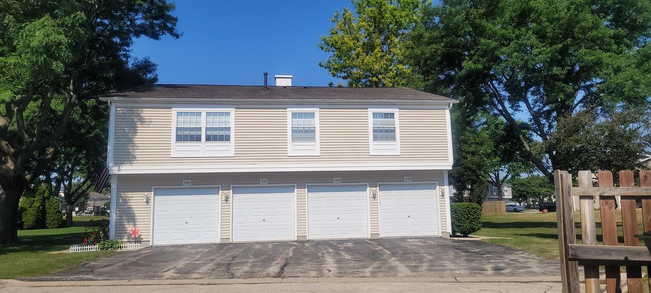 1244 Nova Ct., Wheeling, IL 60090