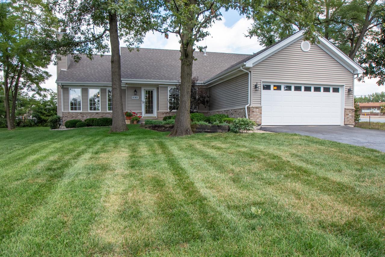 93 W Richton Rd., Crete, IL 60417
