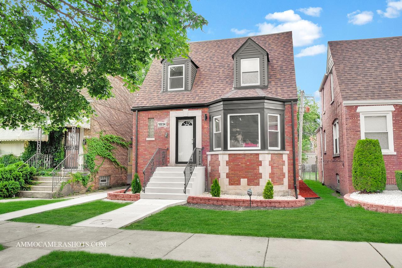10234 S Saint Lawrence Ave., Chicago, IL 60628