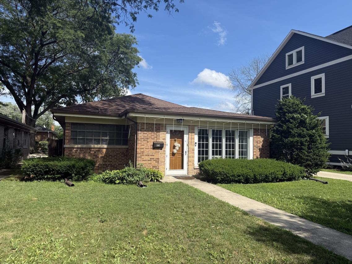 1805 Brophy Ave., Park Ridge, IL 60068