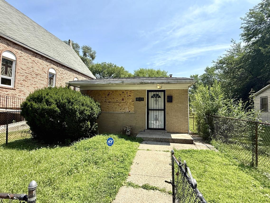 8809 S Harvard Ave., Chicago, IL 60620