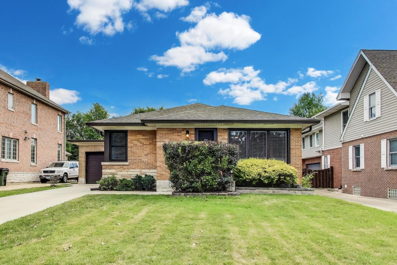 1209 Linden Ave., Park Ridge, IL 60068